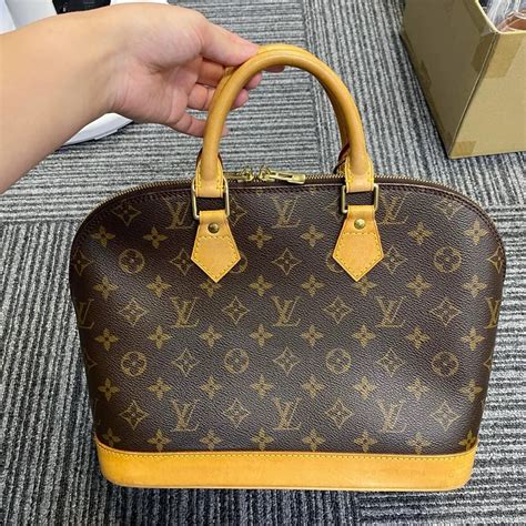 louis vuitton alma replica|real Louis Vuitton.